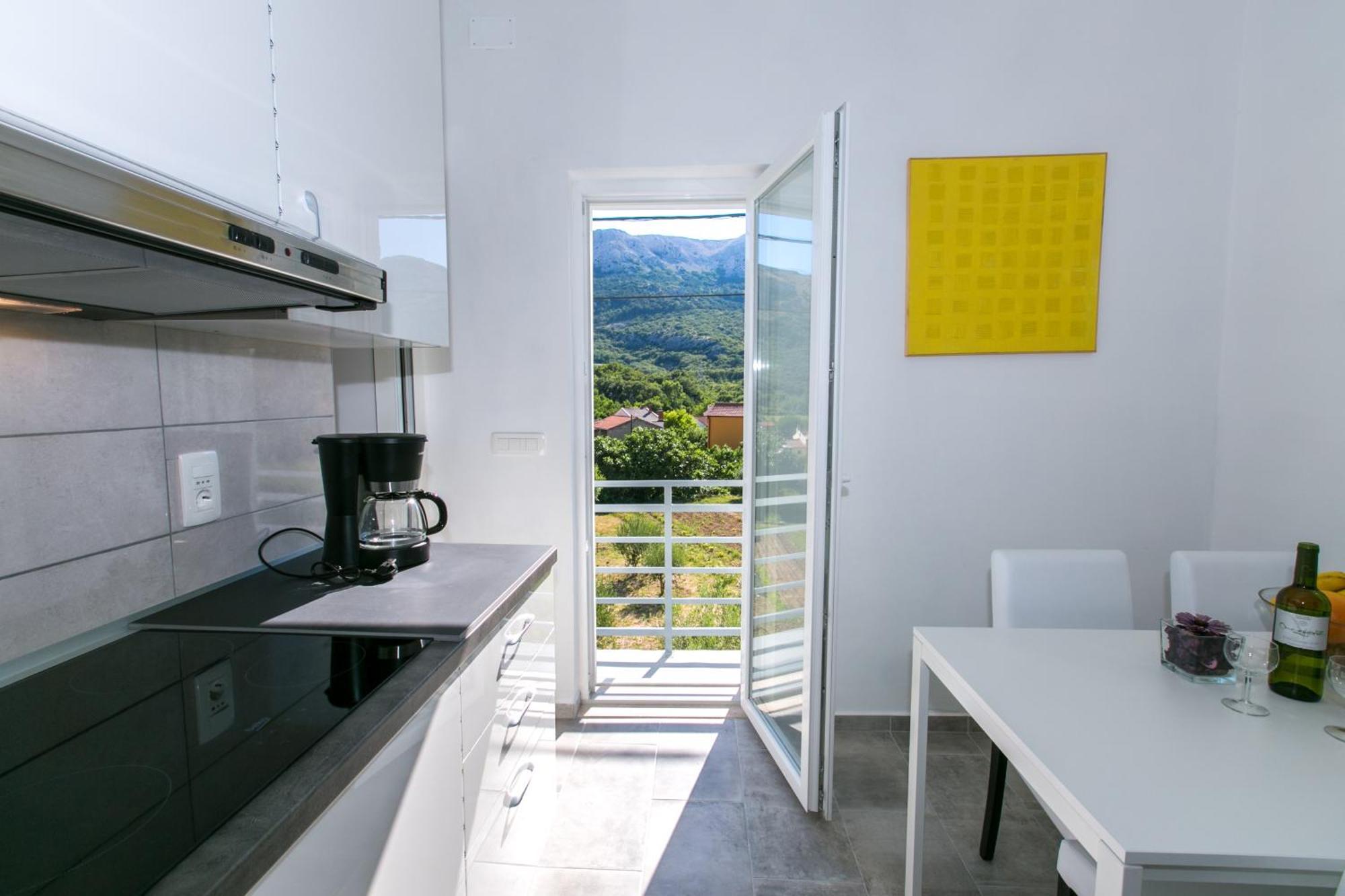 Relax House Rosemary Apartment Draga Bascanska Exterior photo