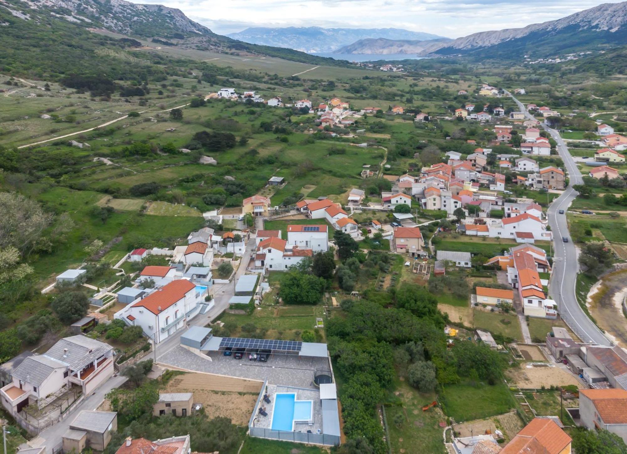 Relax House Rosemary Apartment Draga Bascanska Exterior photo